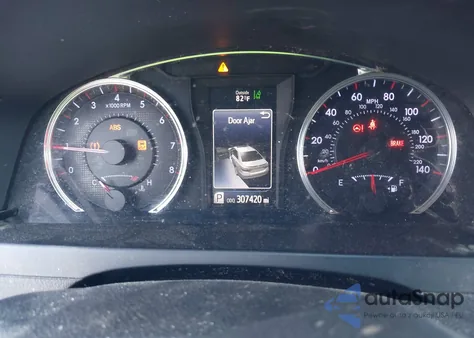 2015 Toyota Camry Xse V6 z USA, uszkodzony, nr VIN 4T1BK1FK6FU560068